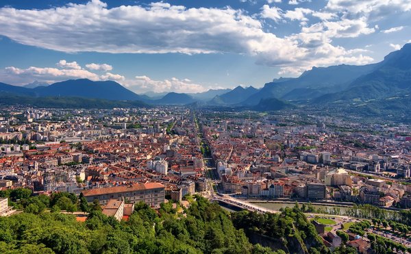 Pourquoi choisir l’immobilier neuf à Grenoble pour ses investissements ?